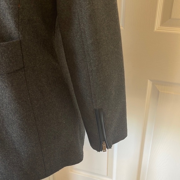 Button front jacket - Picture 6 of 10